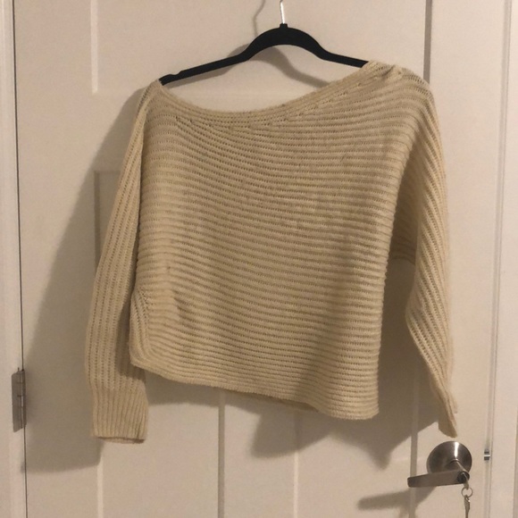 Off-the-shoulder sweater - Picture 1 of 3